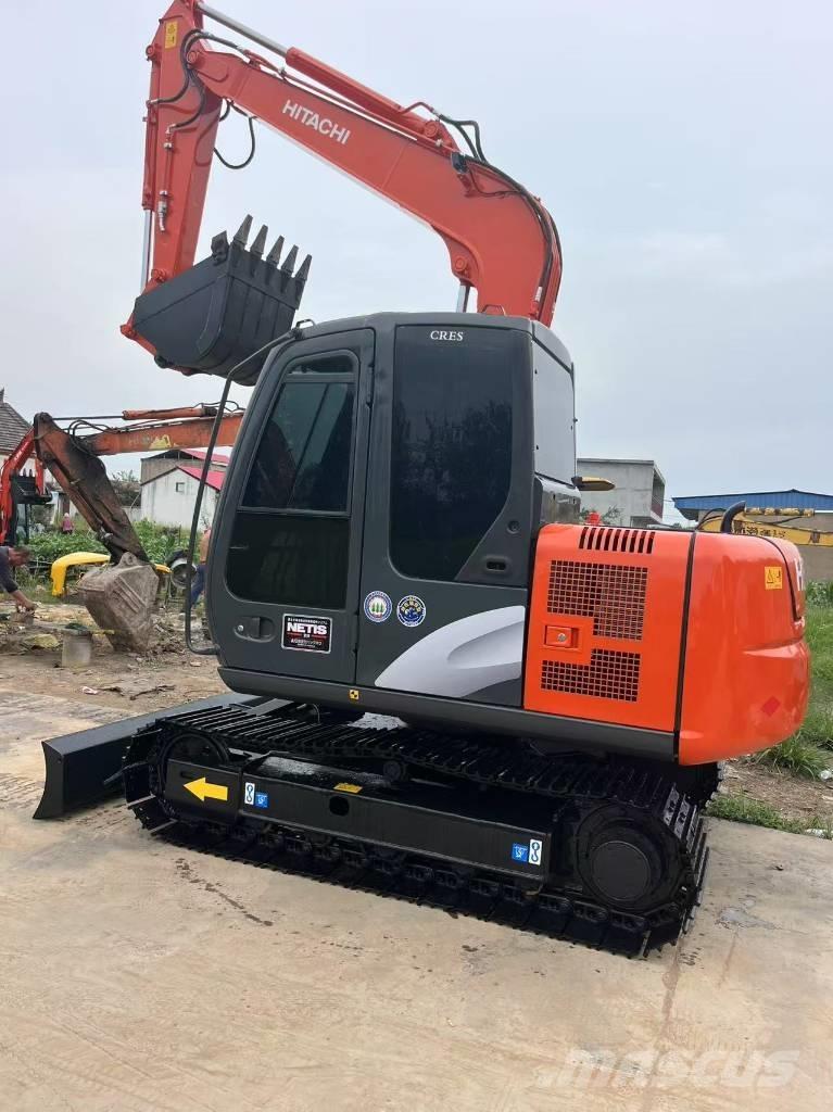 Hitachi ZX 70 Közepes (midi) kotrók 7 t - 12 t