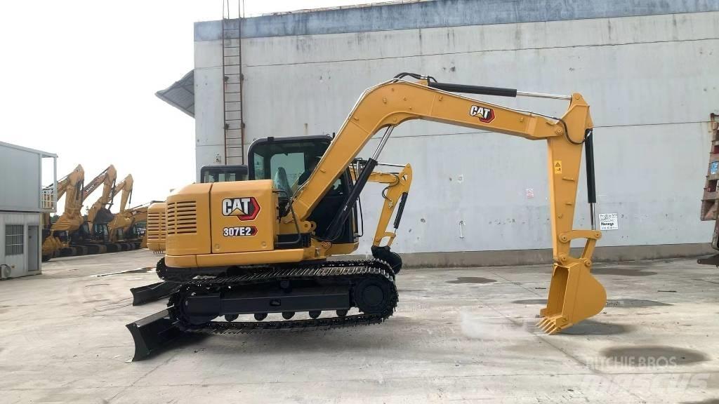 CAT 307E2 Lánctalpas kotrók