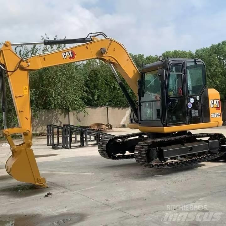 CAT 307E2 Lánctalpas kotrók