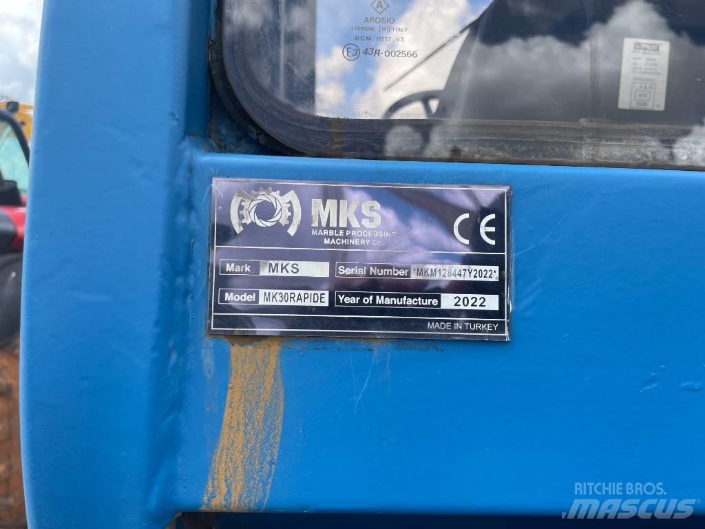 MKS MK30 Teleszkópos rakodók