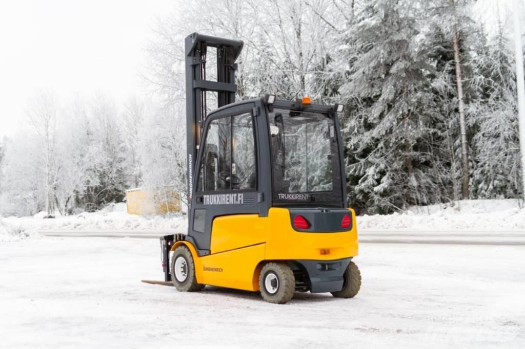 Jungheinrich EFG430 Elektromos targoncák