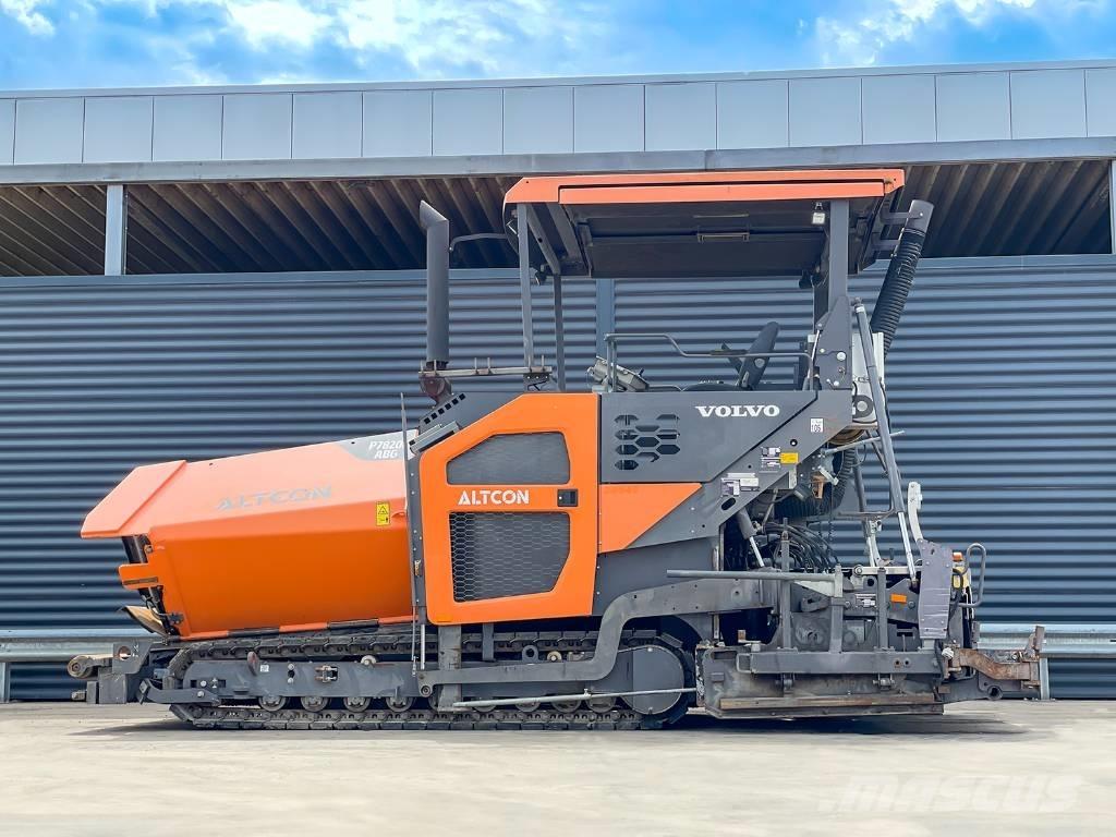 Volvo P7820C Aszfalt terítõ gépek