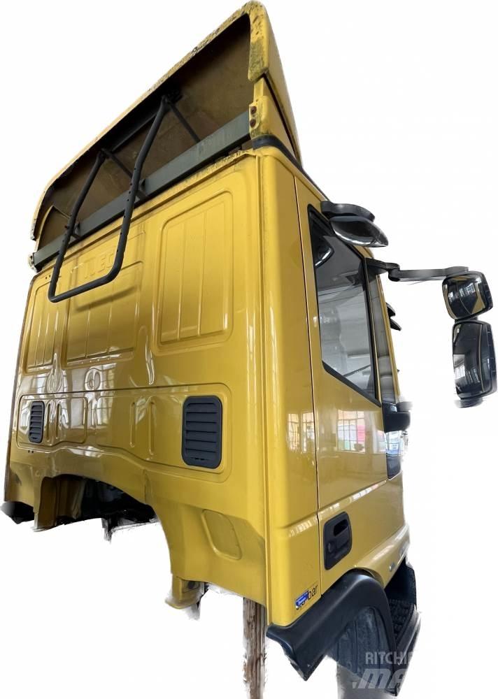Iveco EUROCARGO KABINA Vezetőfülke és belső tartozékok