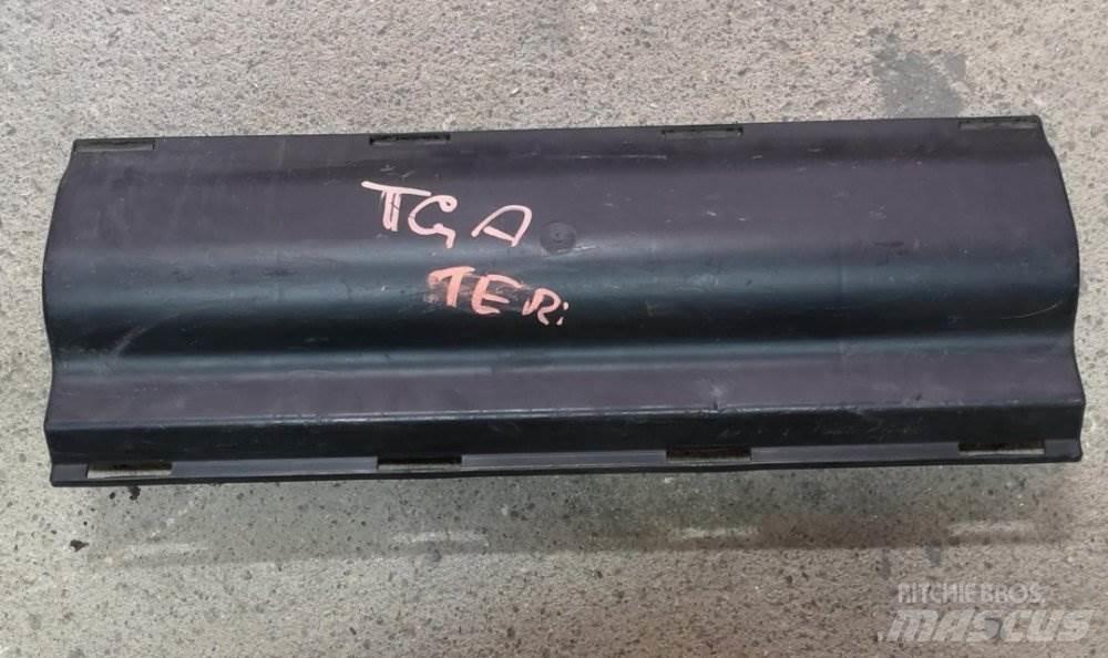 MAN TGX ROH KABINY Vezetőfülke és belső tartozékok