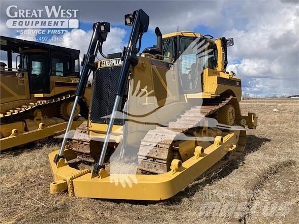 CAT D8T lánctalpas dózerek