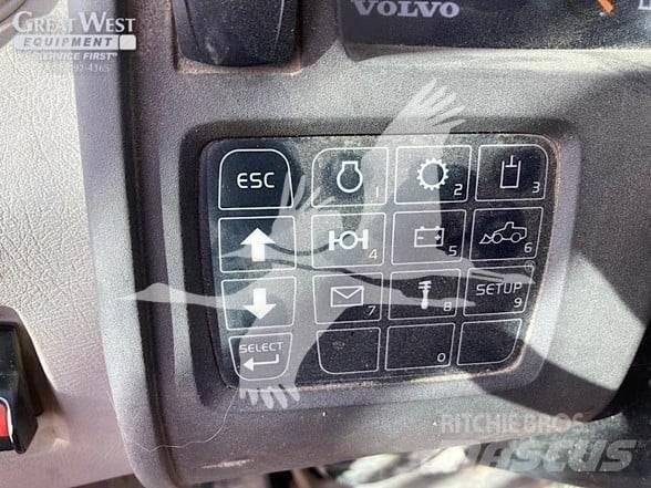 Volvo L220G Gumikerekes homlokrakodók
