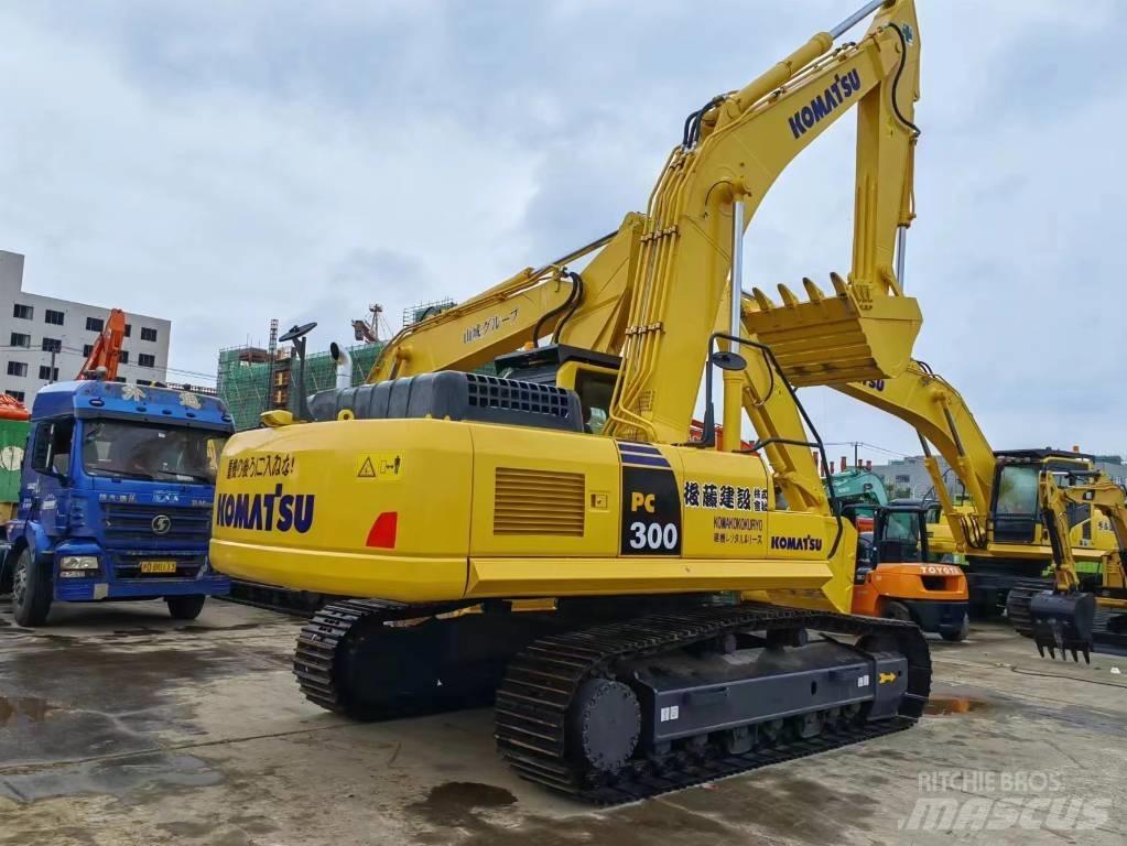 Komatsu PC 300-8 Lánctalpas kotrók