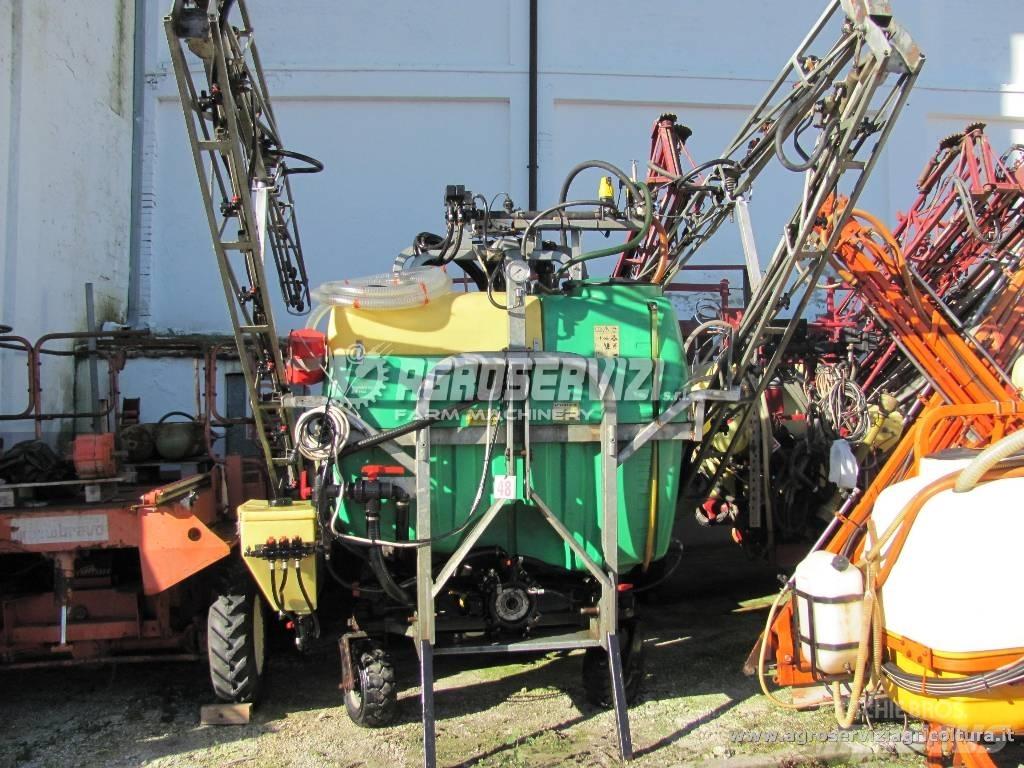  RICOSMA DPR 800 Rögzített trágyaszórók