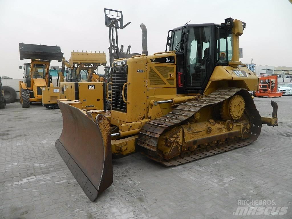 CAT D 6 N XL lánctalpas dózerek