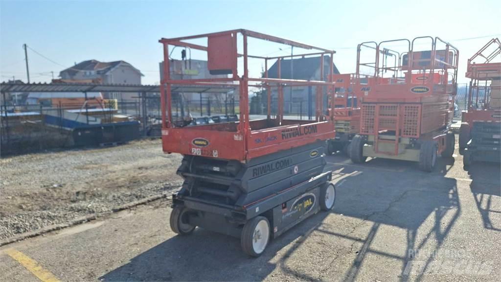 SkyJack SJIII4626 Ollós emelők