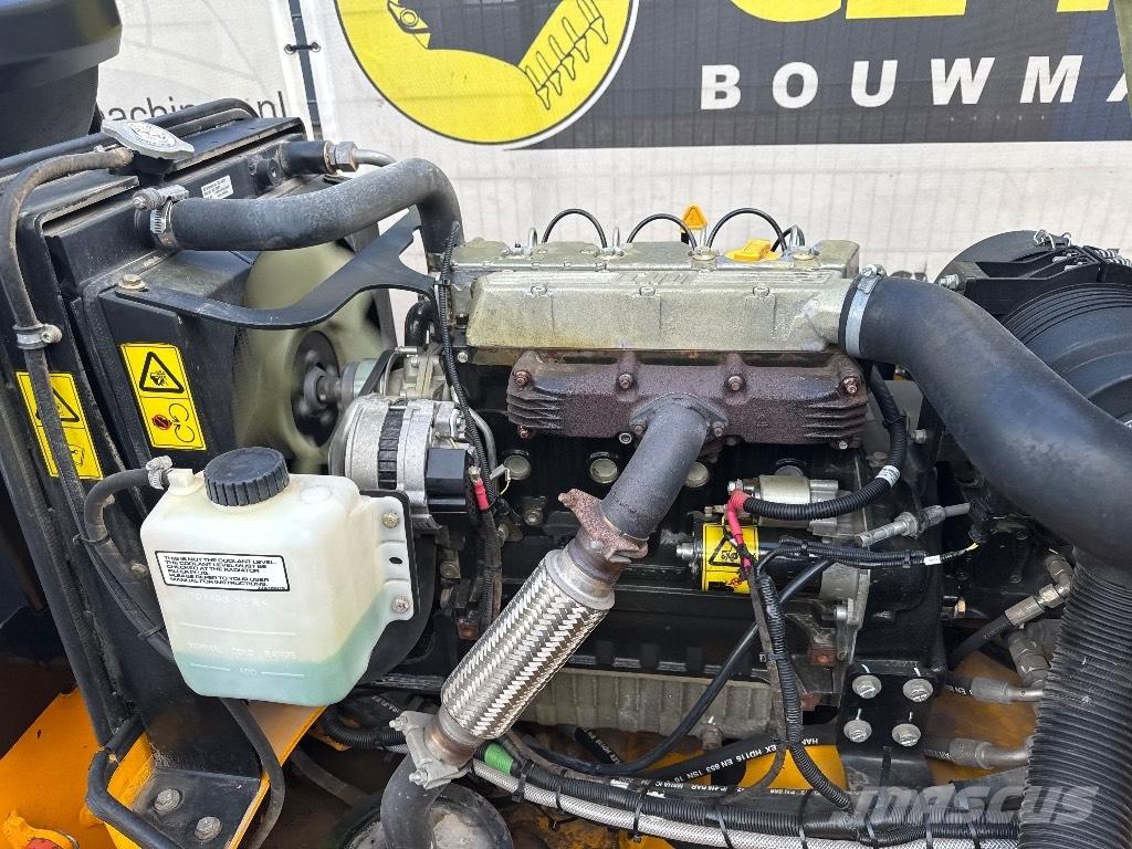 JCB VMT 430-130 Ikerdobos hengerek
