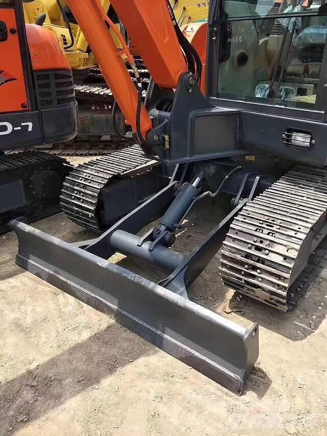 Doosan DH 60 Mini kotrók < 7t