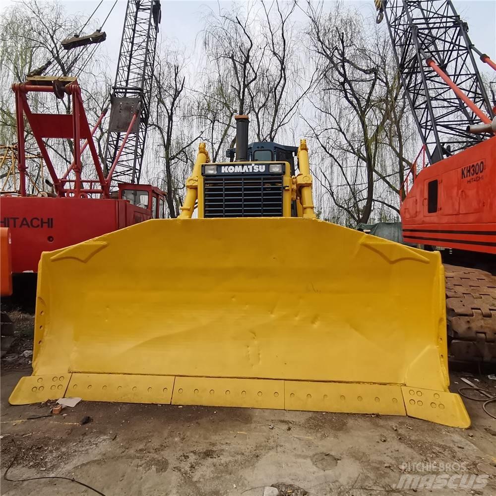 Komatsu d155a-2 lánctalpas dózerek
