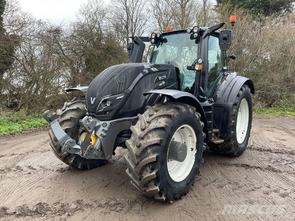 Valtra T 234 Direct Traktorok