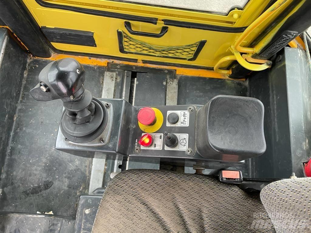 Bomag BW 170 AD Ikerdobos hengerek