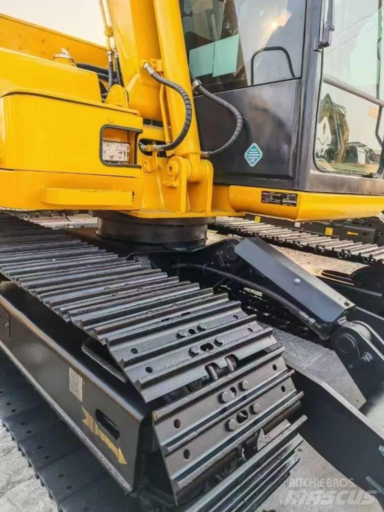 Komatsu 70-8 Lánctalpas kotrók