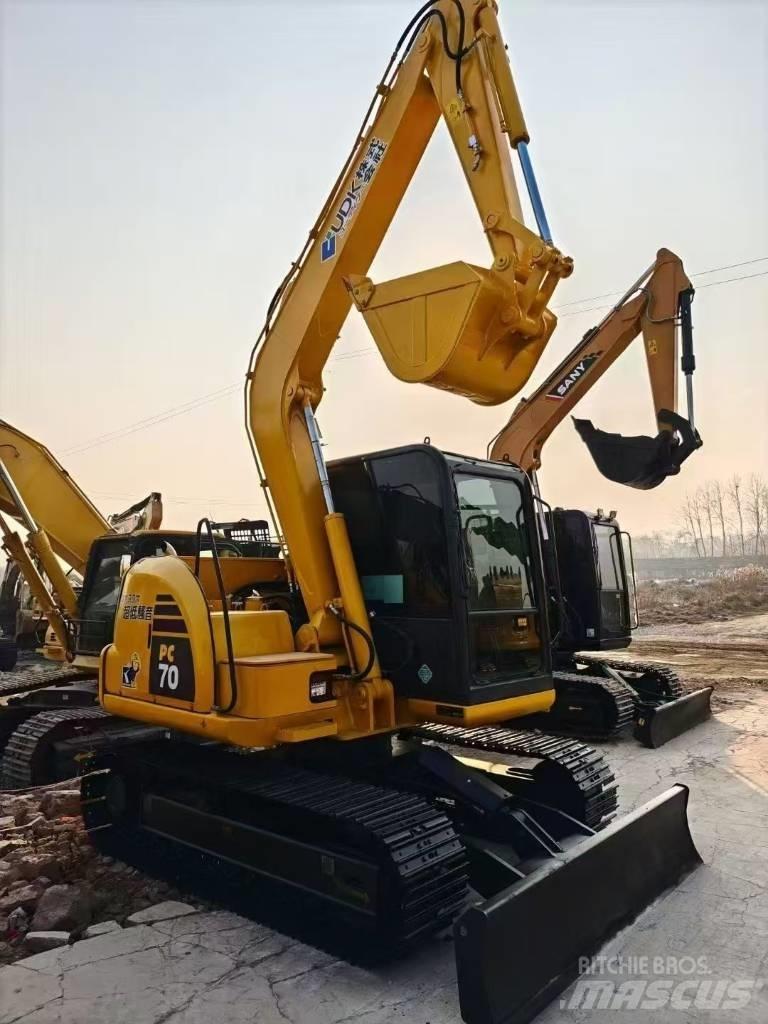 Komatsu 70-8 Lánctalpas kotrók