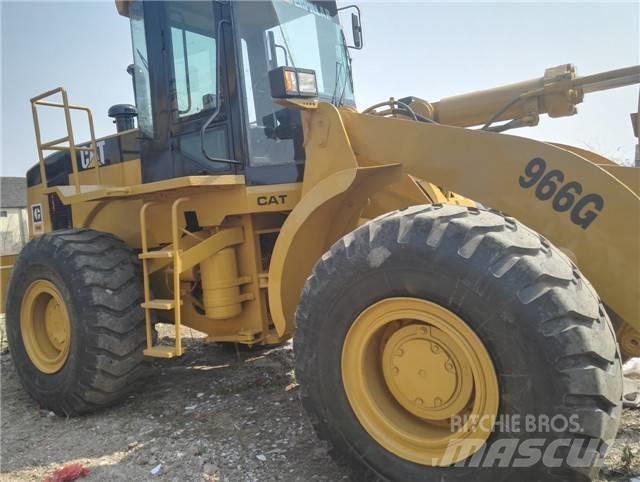 CAT 966 G Gumikerekes homlokrakodók