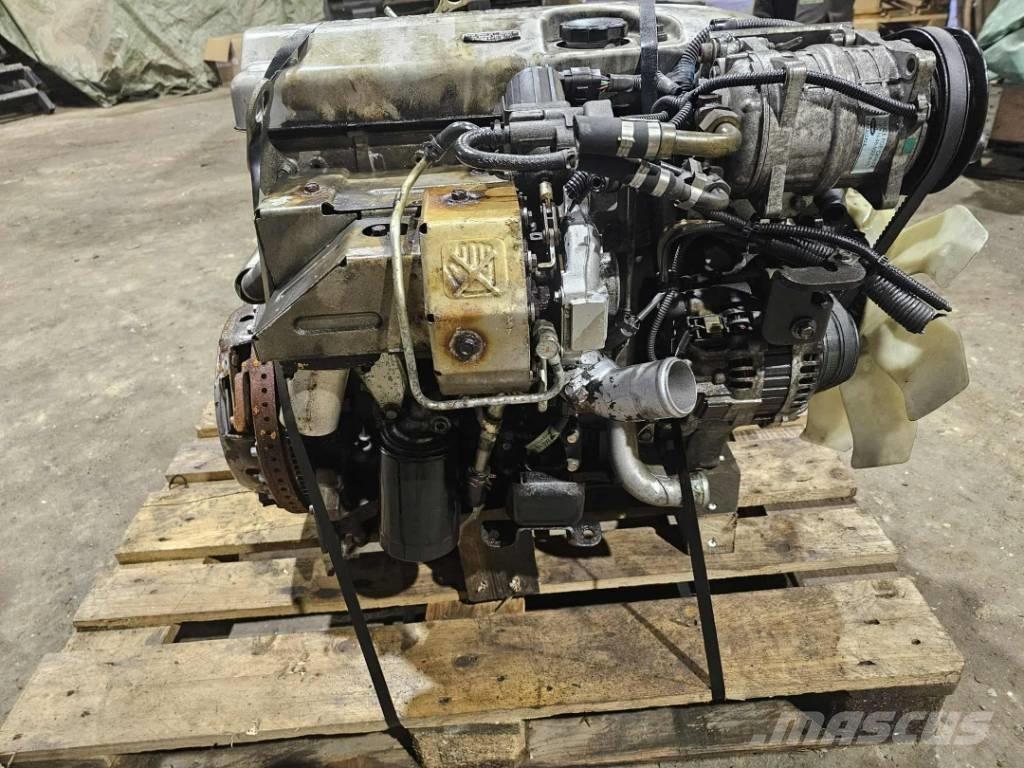 Mitsubishi 4M42-3AT2 Motorok