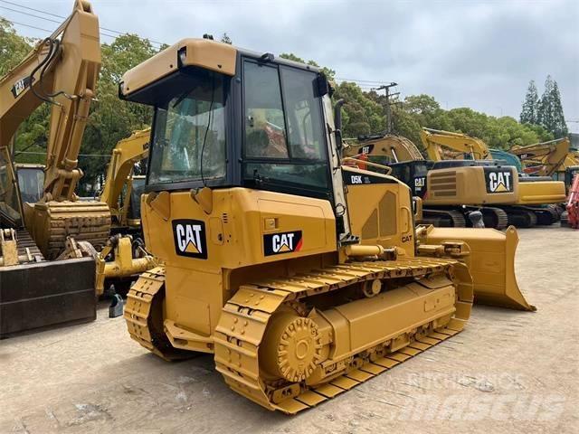 CAT D 5 K lánctalpas dózerek