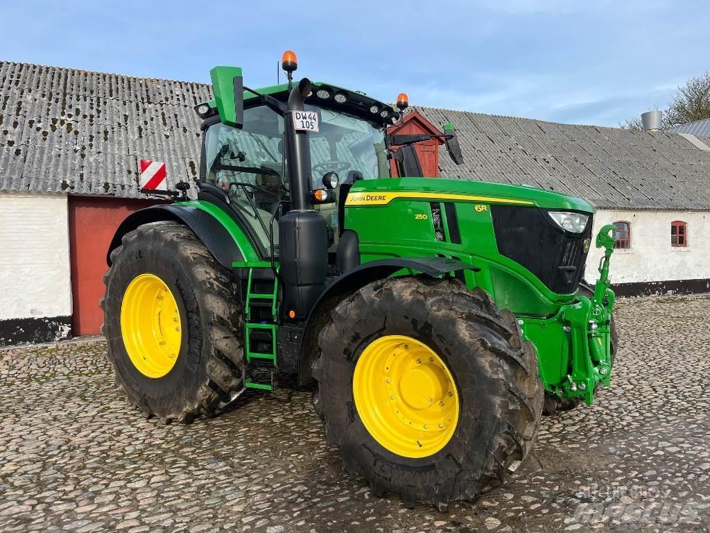 John Deere 6R 250 Traktorok