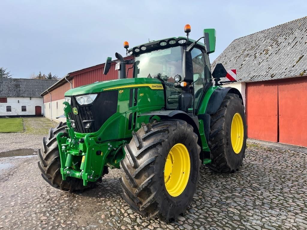 John Deere 6R 250 Traktorok