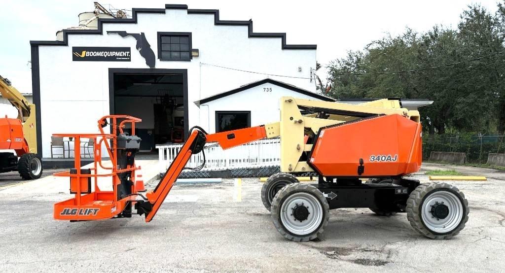 JLG 340 AJ Karos emelők