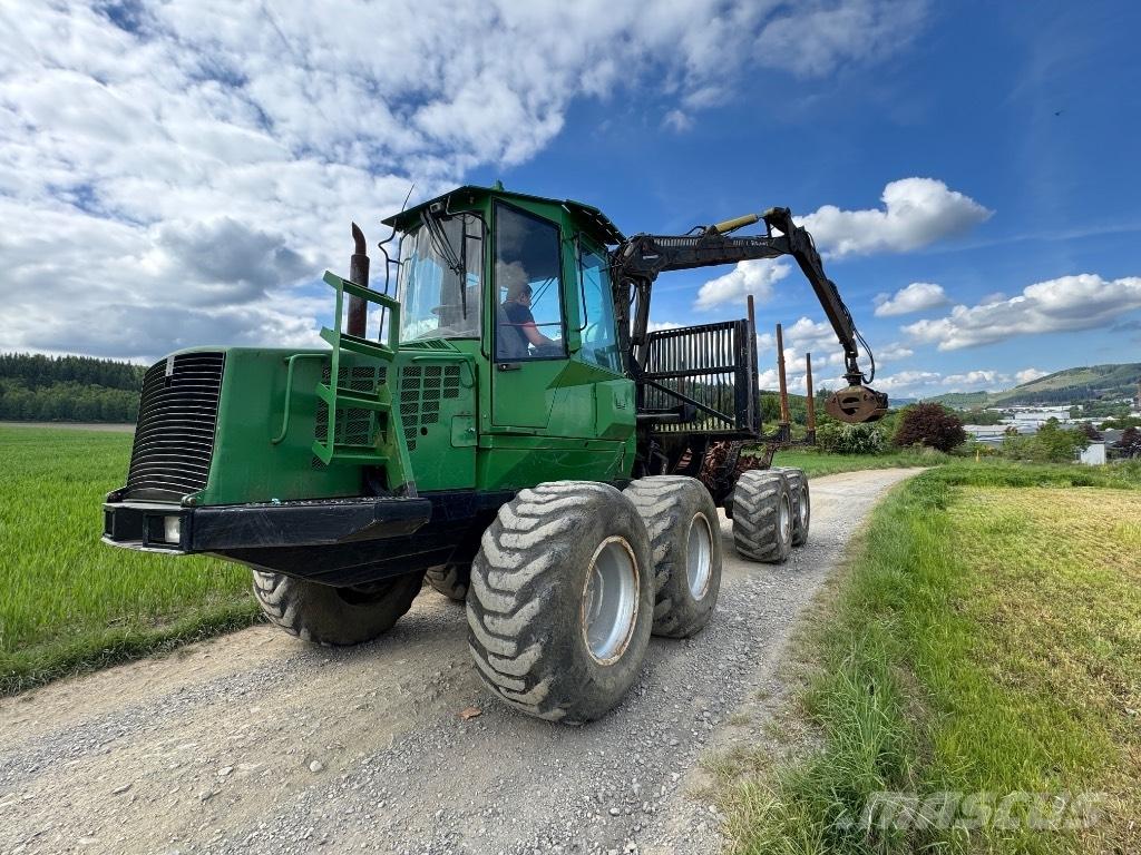 Valmet 860 Kihordók