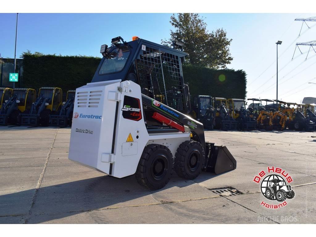 Eurotrac SK35E Gumikerekes homlokrakodók
