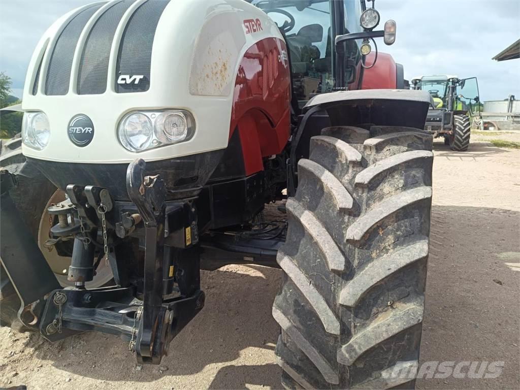 Steyr 6220 CVT Traktorok