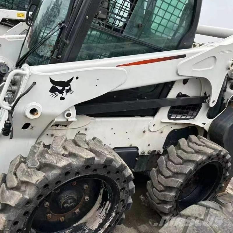 Bobcat S 750 Kompaktrakodók