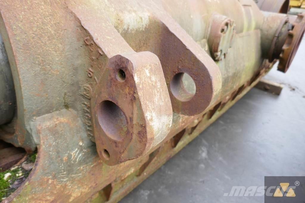 CAT 9W-0558 Alváz és felfüggesztés