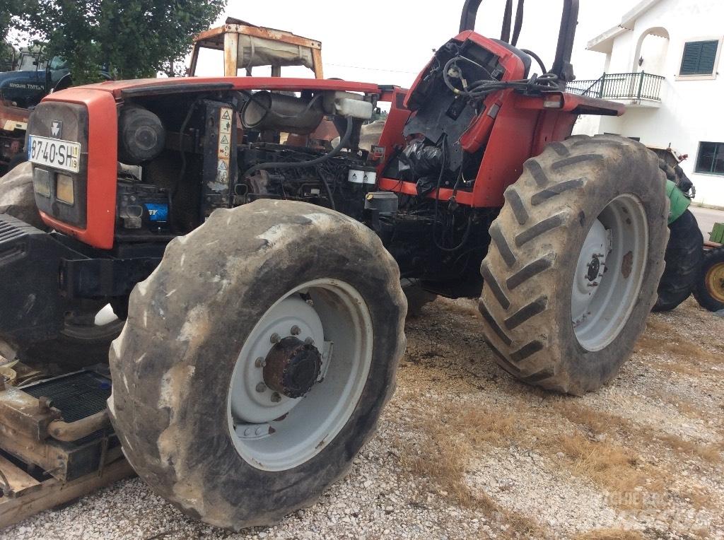 Massey Ferguson 4270 Motorok