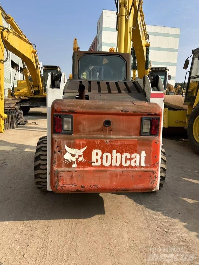 Bobcat S 220 Kompaktrakodók