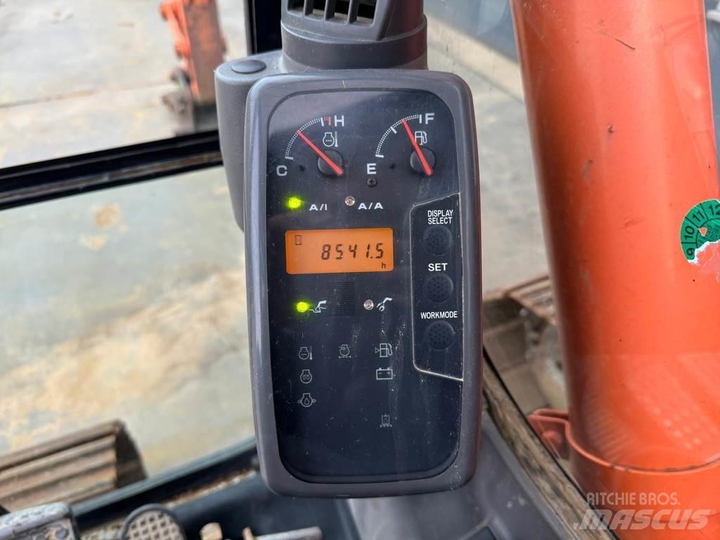 Hitachi ZX135US Lánctalpas kotrók