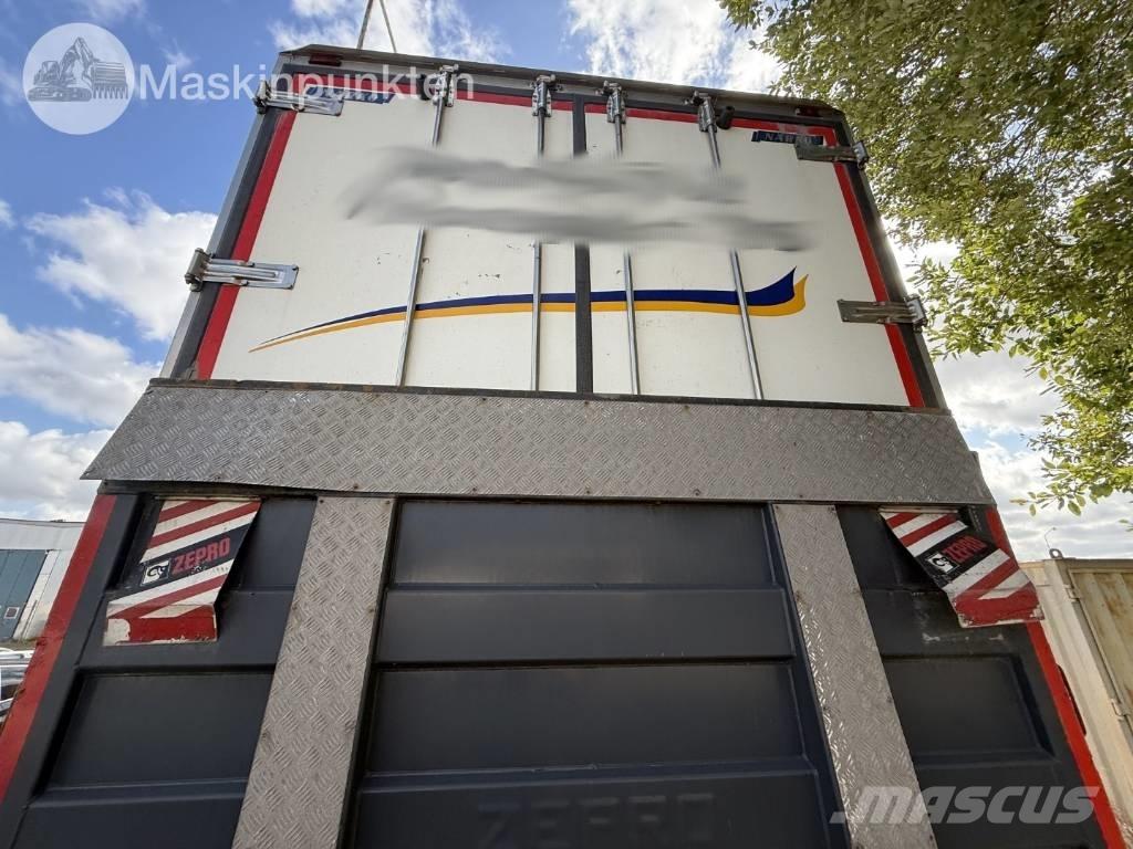 Scania R 520 LB Dobozos teherautók