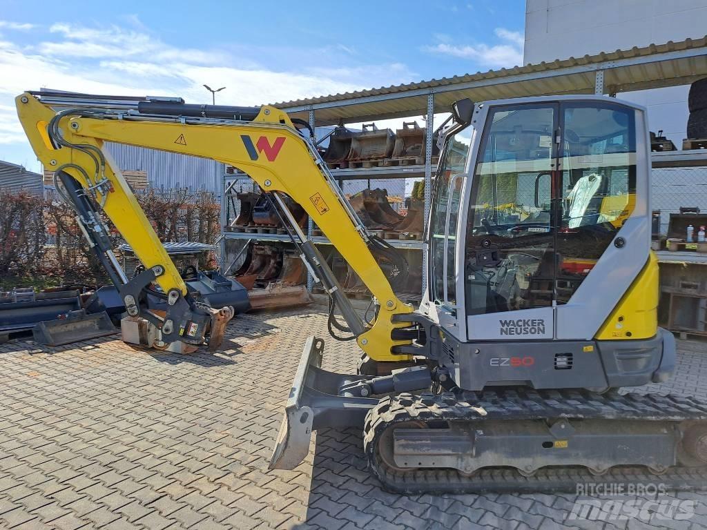 Wacker Neuson EZ50 Lánctalpas kotrók