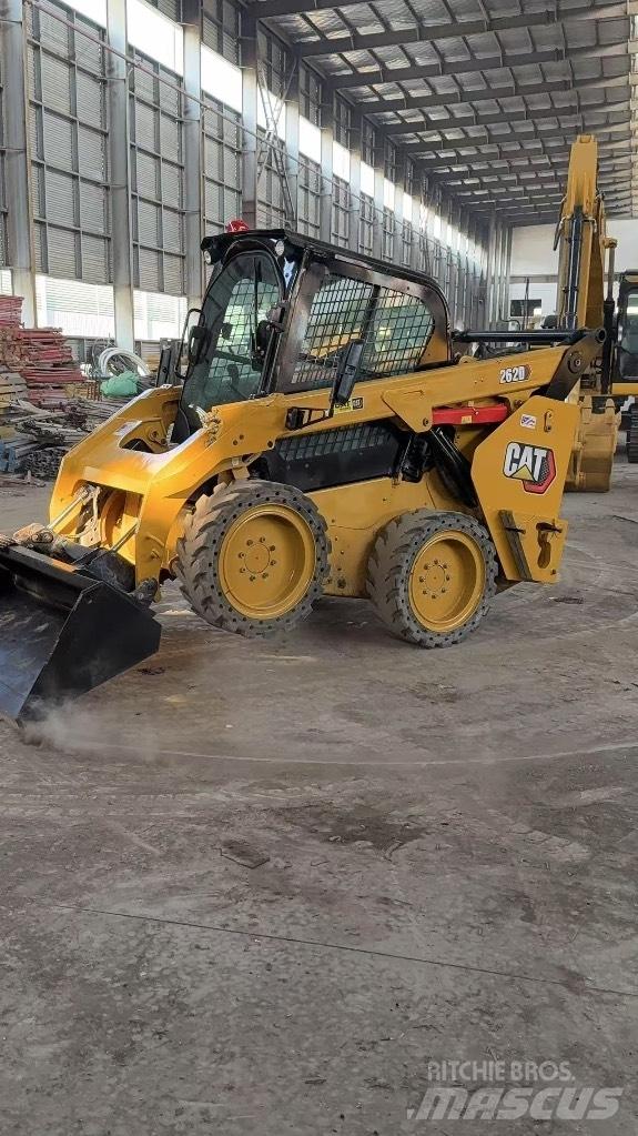CAT 262 D Kompaktrakodók