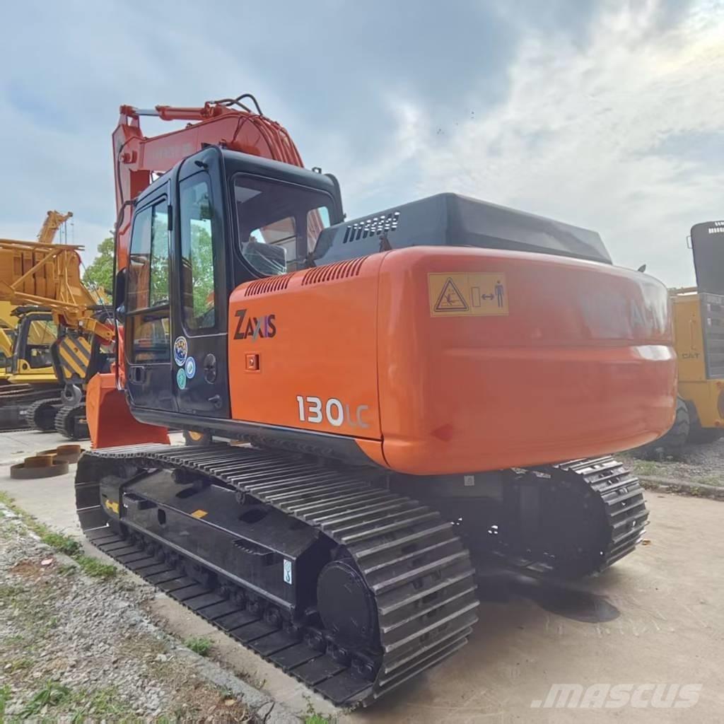 Hitachi ZX 130 Lánctalpas kotrók