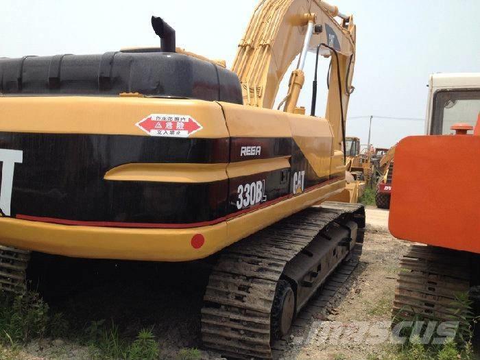 CAT 330 B L Lánctalpas kotrók