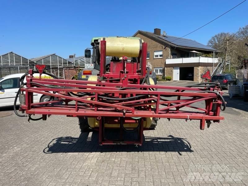 Hardi LX 800 Vontatott trágyaszórók
