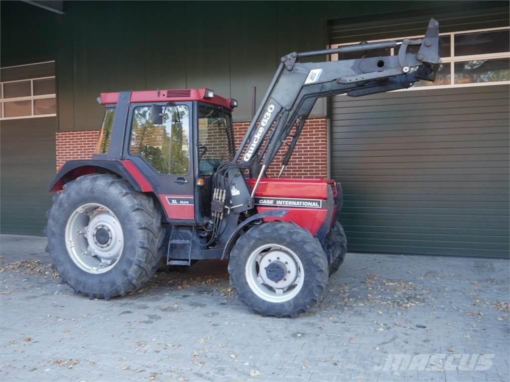 Case IH 844 XL+ Traktorok