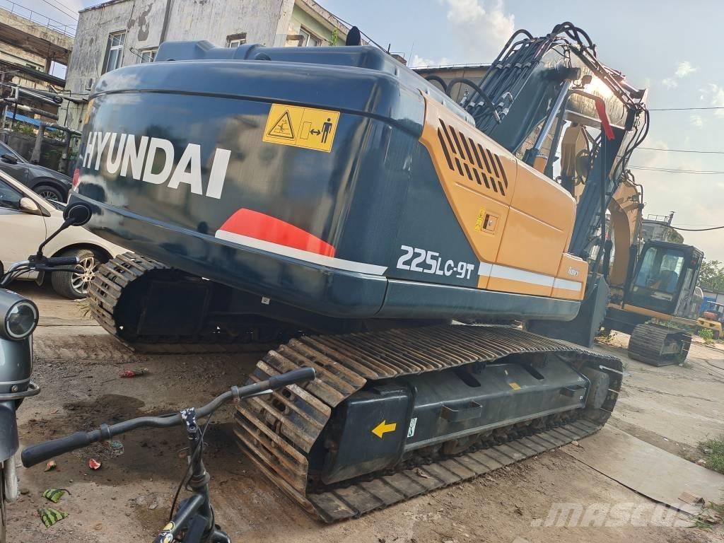 Hyundai 220 LC-9 Lánctalpas kotrók