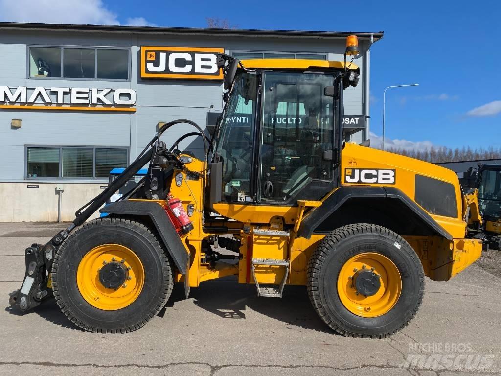 JCB 411 HT T4F Gumikerekes homlokrakodók