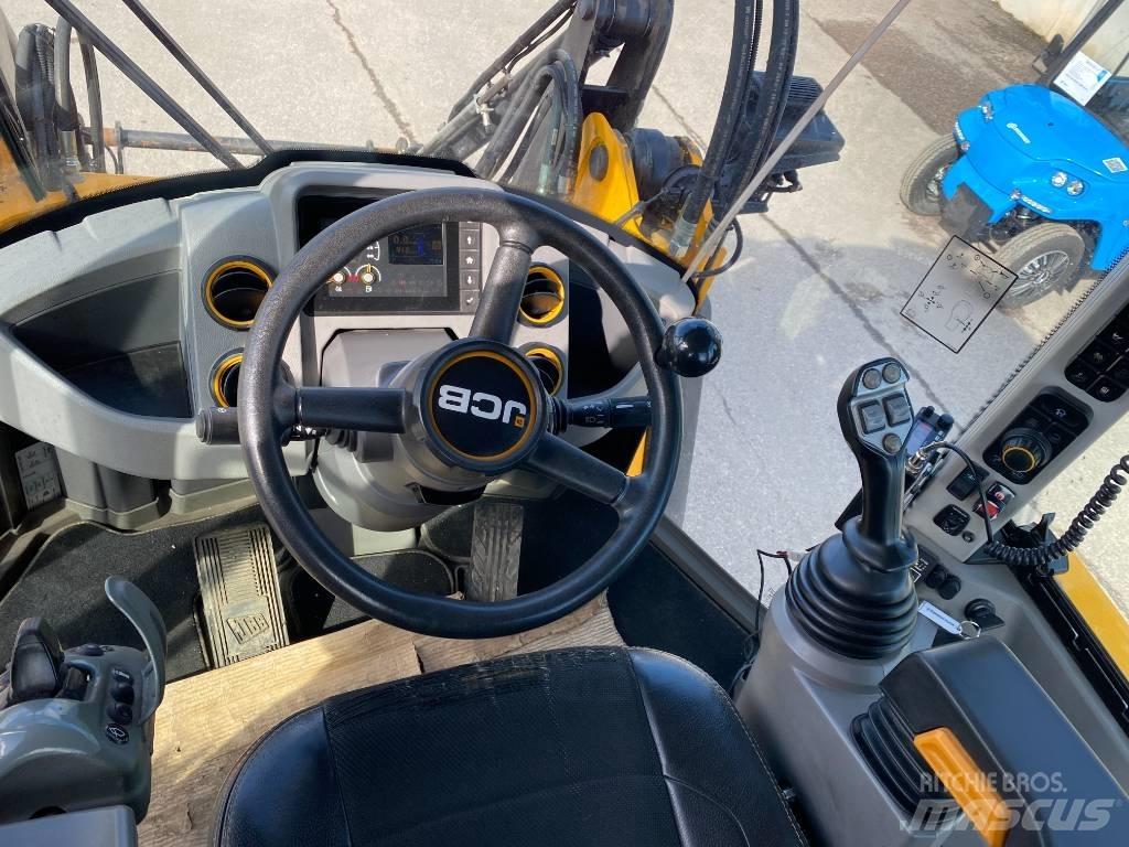 JCB 411 HT T4F Gumikerekes homlokrakodók