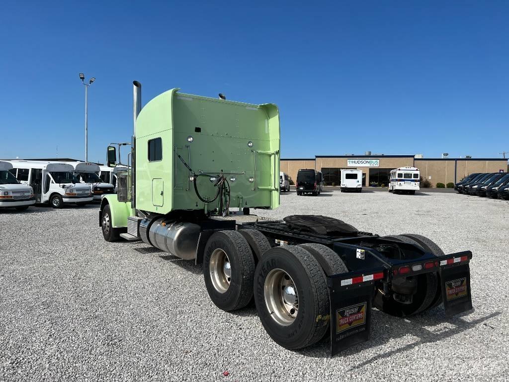 Peterbilt 389 Nyergesvontatók