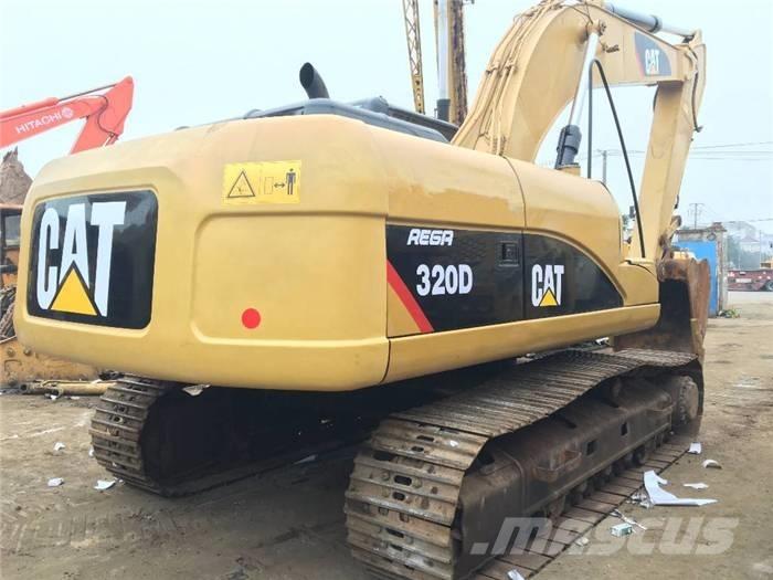CAT 320 D Lánctalpas kotrók