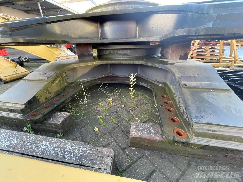 CAT 352 F Alváz és felfüggesztés