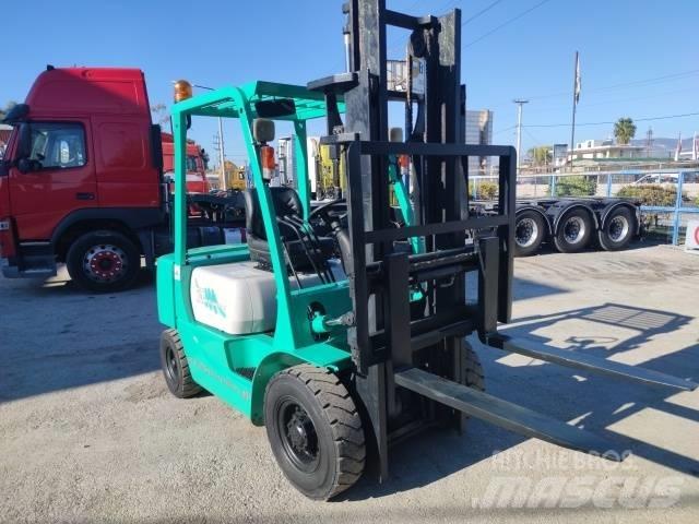 Mitsubishi FD 25 Dízel targoncák