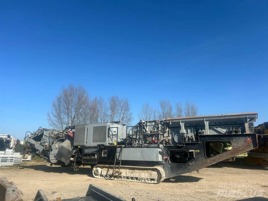 GIPO R100 FDR GIGA Mobil törőgépek